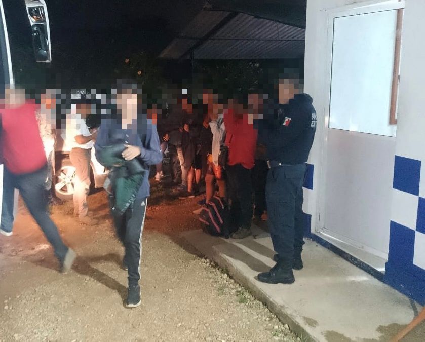 Resguarda SSP a 32 migrantes en Minatitlán y Coatzacoalcos