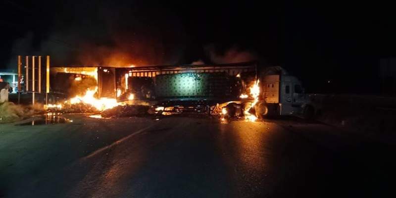 Arde Zacatecas por violencia y narcobloqueos