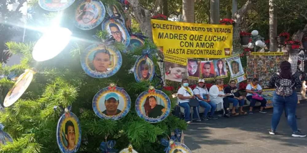 Colocan el “árbol del dolor”, en Veracruz Puerto