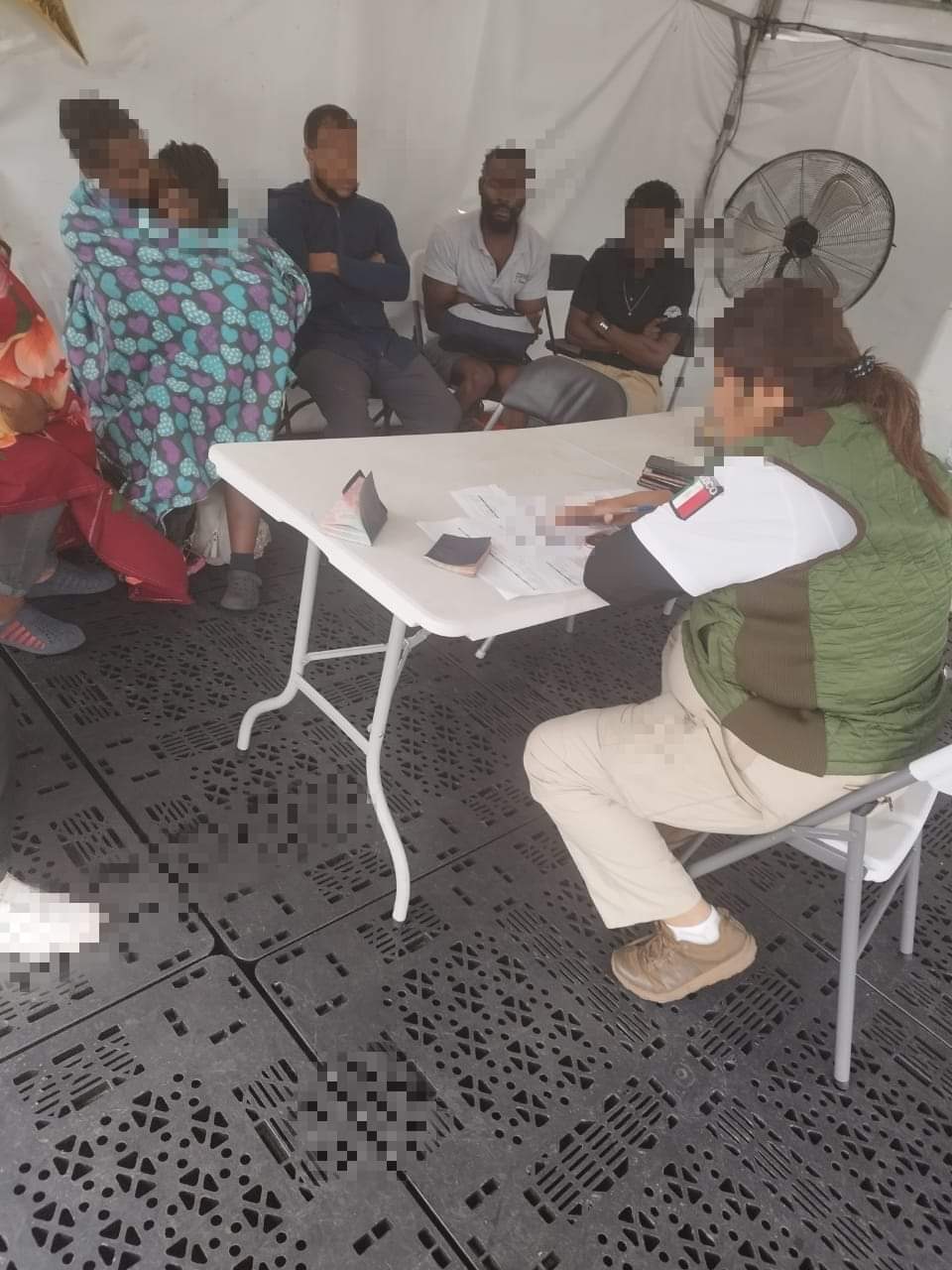 Detienen migrantes de Kazajistán Camerún y hasta de Ghana