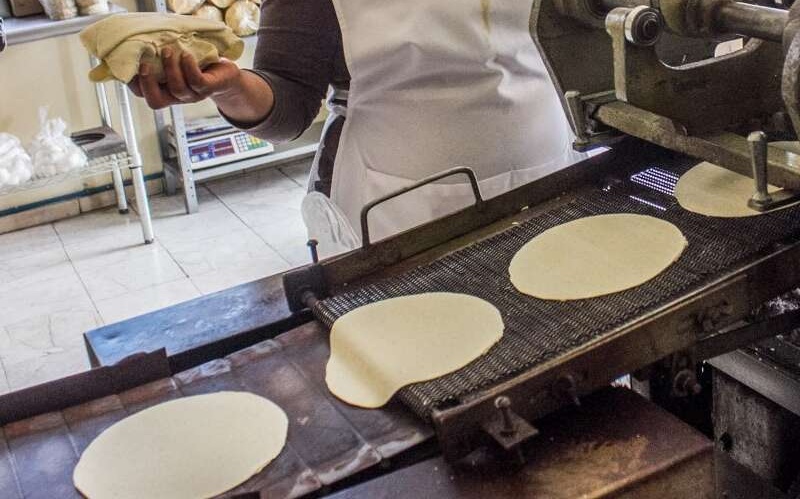 Industriales de la tortilla en manos de la delincuencia