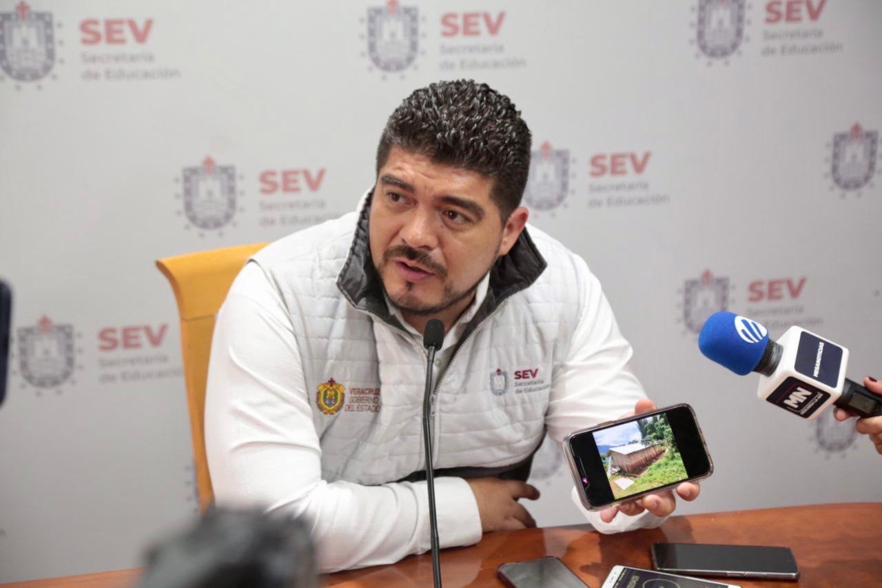 Se continuará invirtiendo en educación superior: Zenyazen