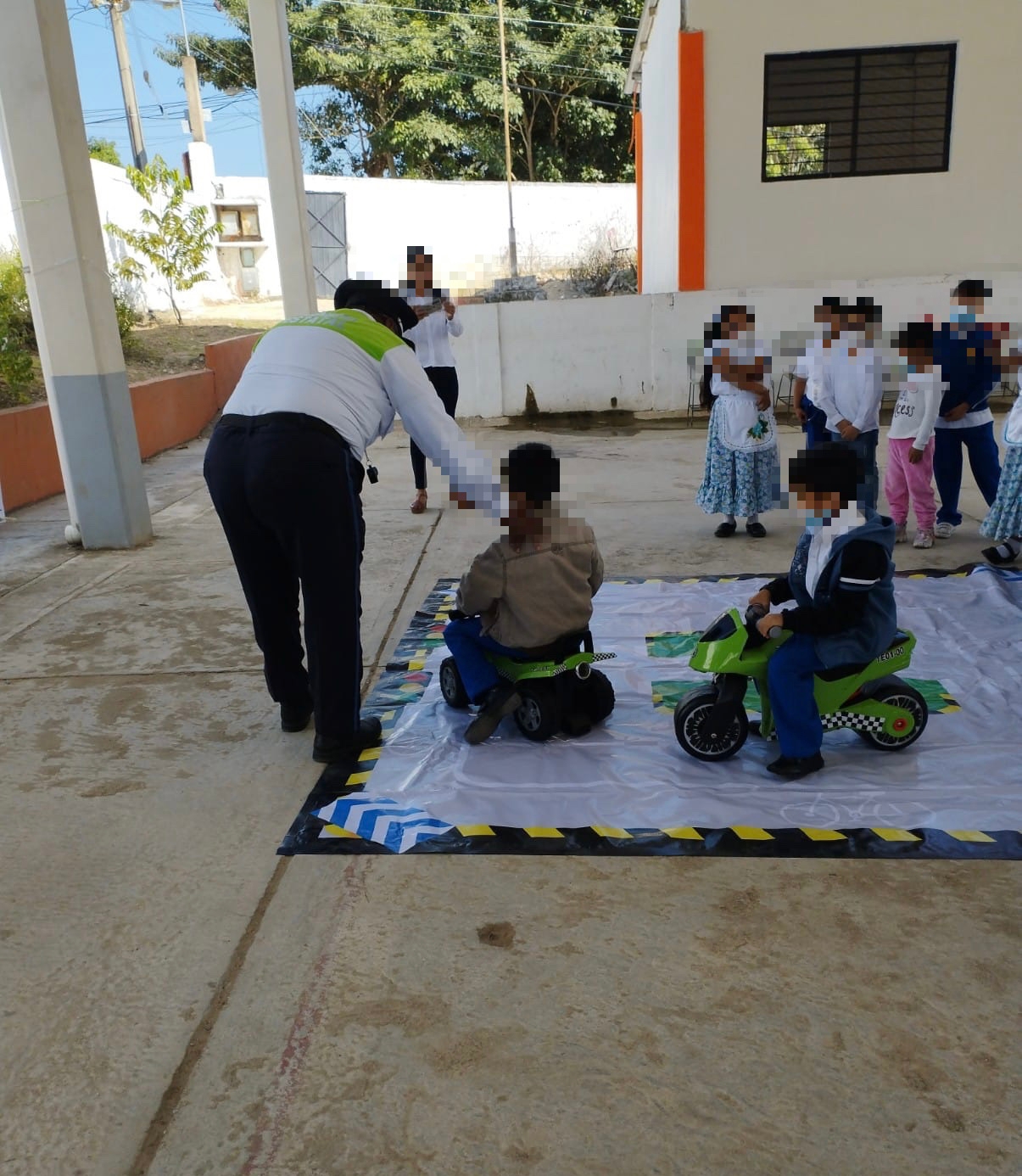 Retoma Tránsito del Estado pláticas de vialidad en Oluta