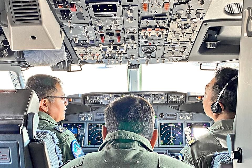 Dan el cielo… a militares