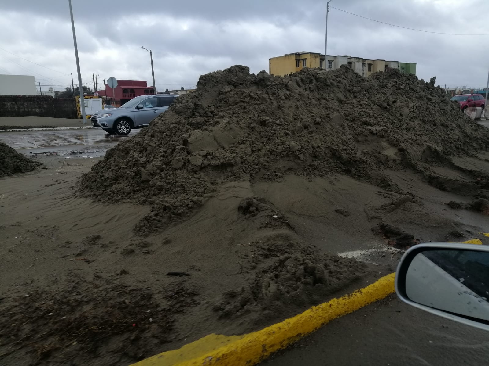 Estudiarán crear área para malecón