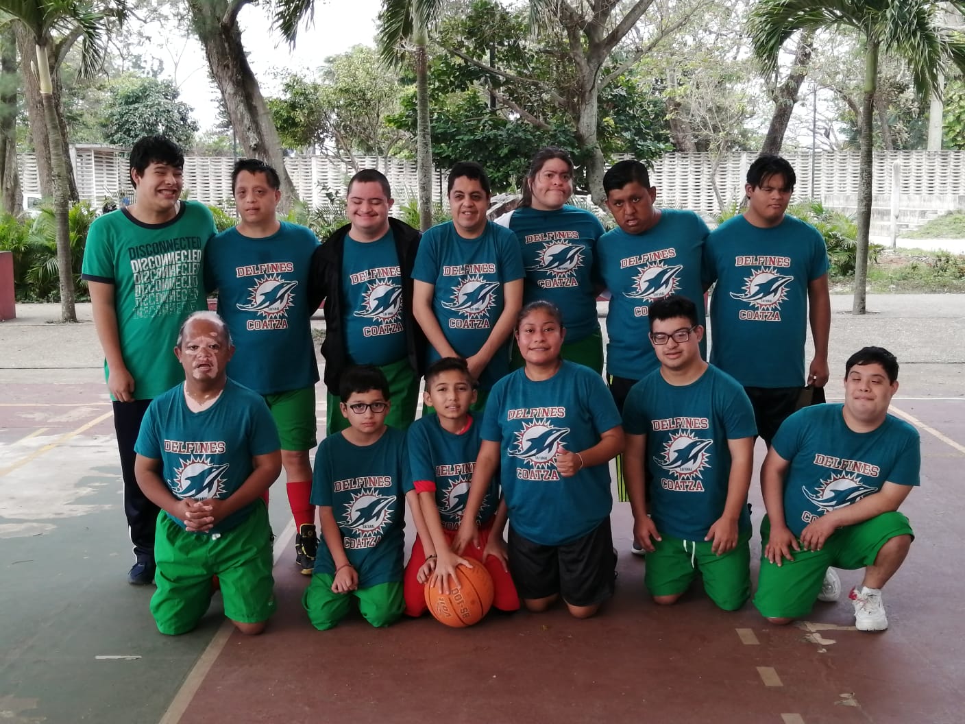 Coatza primer municipio con selección de futbol americano integrado con niños down