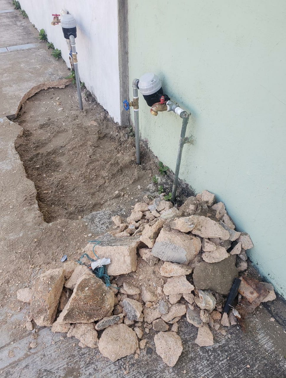 Cmas rompe banquetas y no las repara