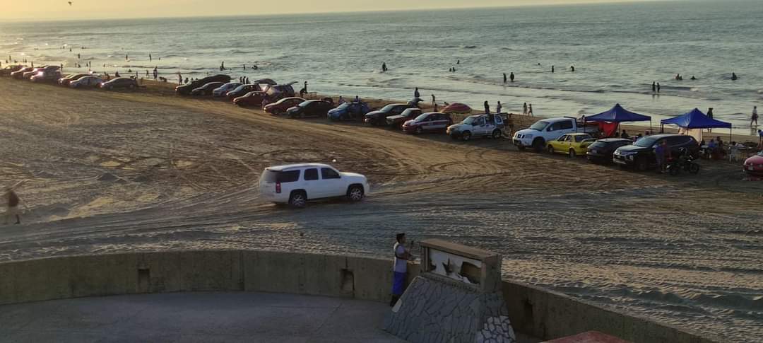 Cruz Ámbar exhorta a bañistas a no introducirse en zonas de riesgo en playas de Coatza