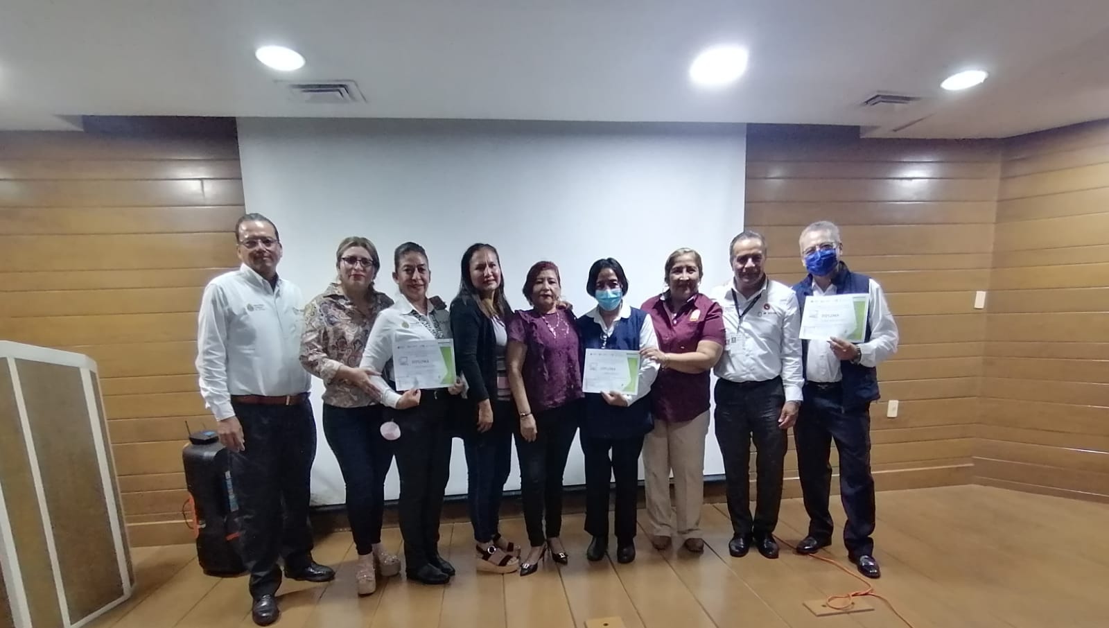 Hospital IMSS Bienestar capacita a sus trabajadores en herramientas digitales