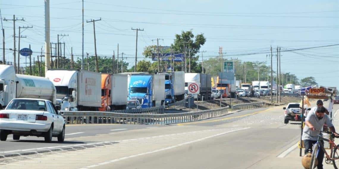 Exigen mediante votación quitar retenes de la autopista de Villahermosa a Coatzacoalcos