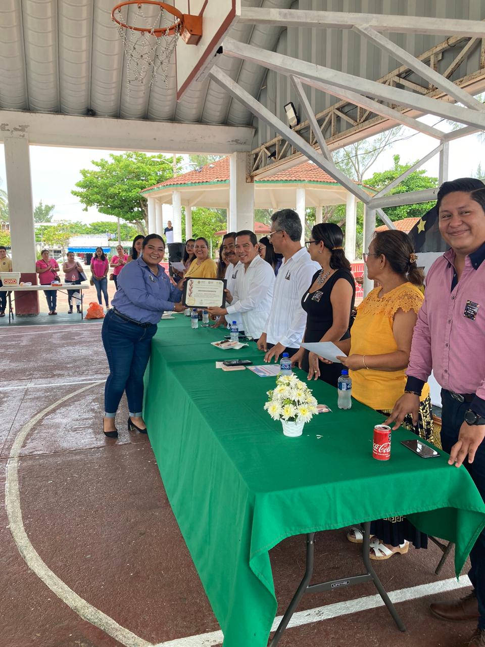 Concluyen ciclo escolar mil 723 alumnos de la zona 271 de villa Allende y ejidos de Coatzacoalcos