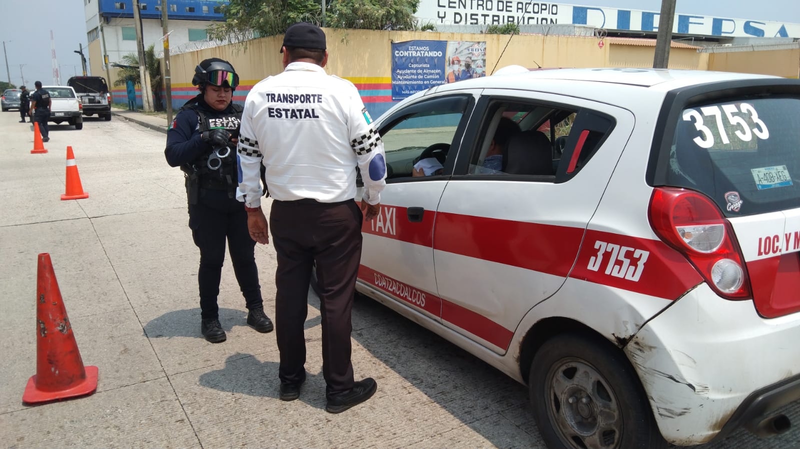 Coordina SSP operativo Cero Tolerancia para la revisión de taxis en el sur del estado