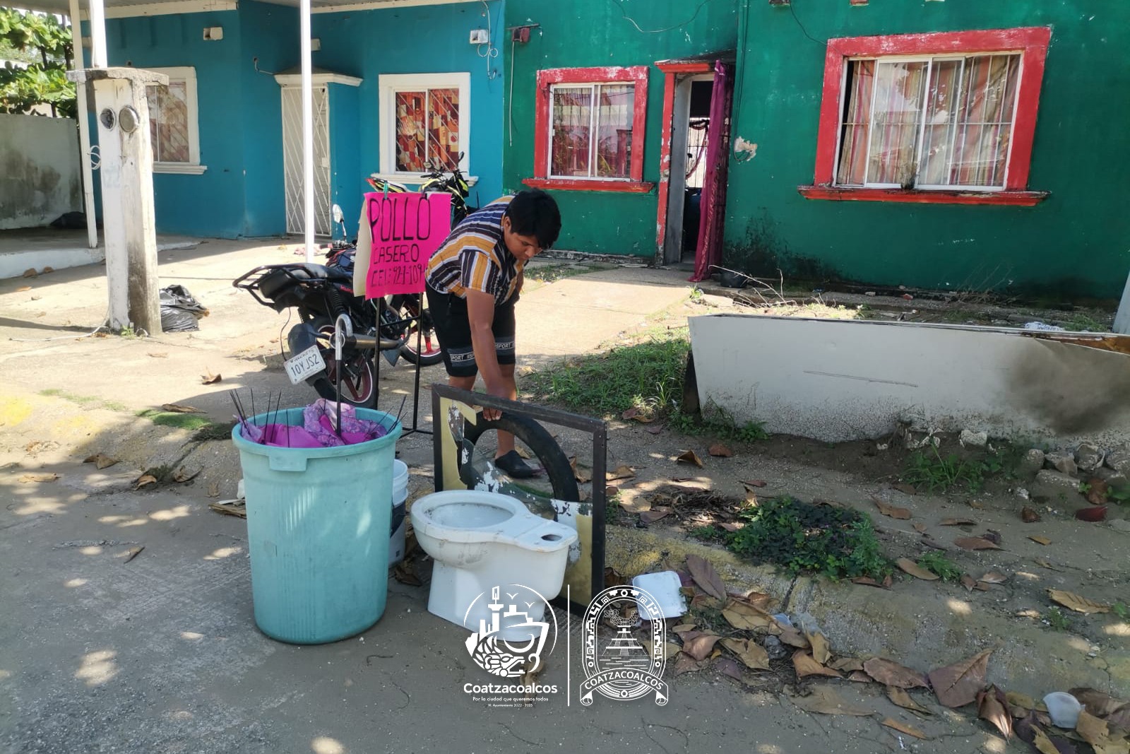 Eliminan criaderos del mosquito transmisor de dengue en beneficio de la población