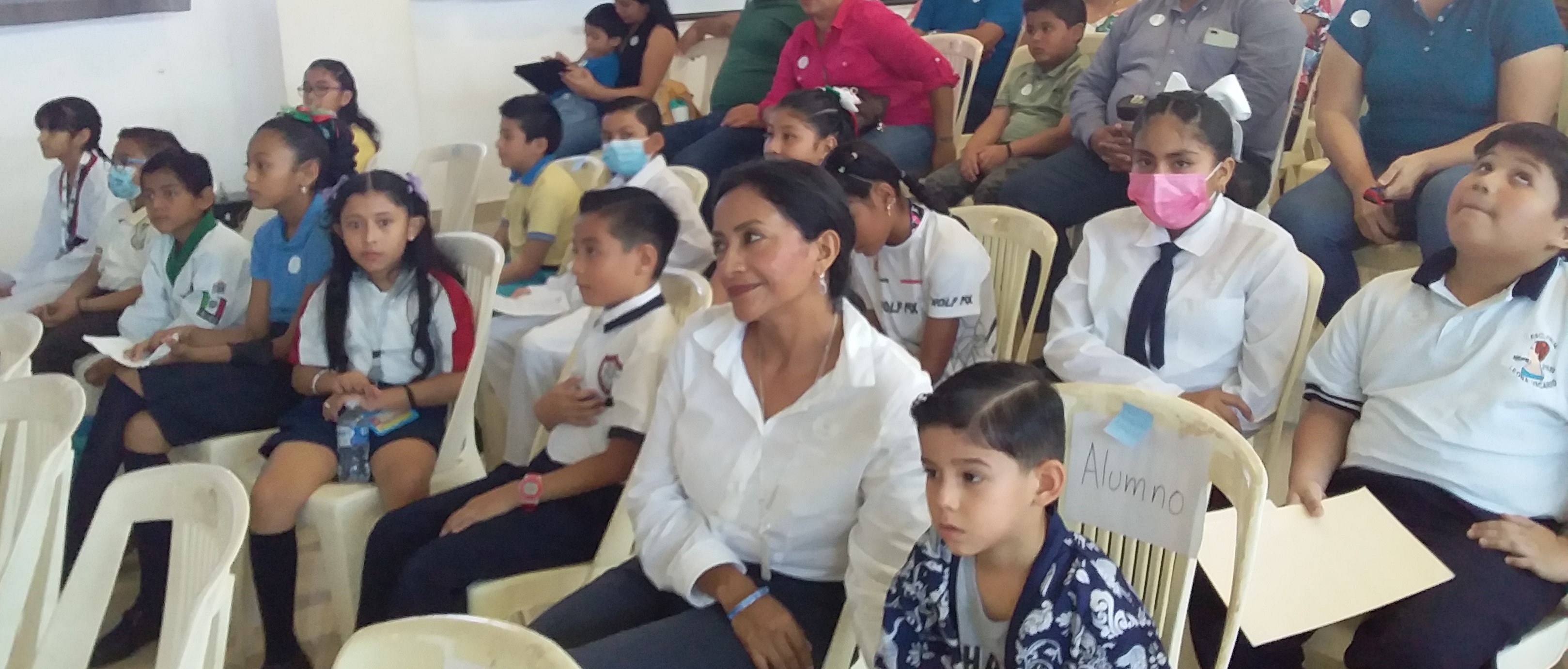 Feria de Talentos congrega a 25 estudiantes con aptitudes sobresalientes