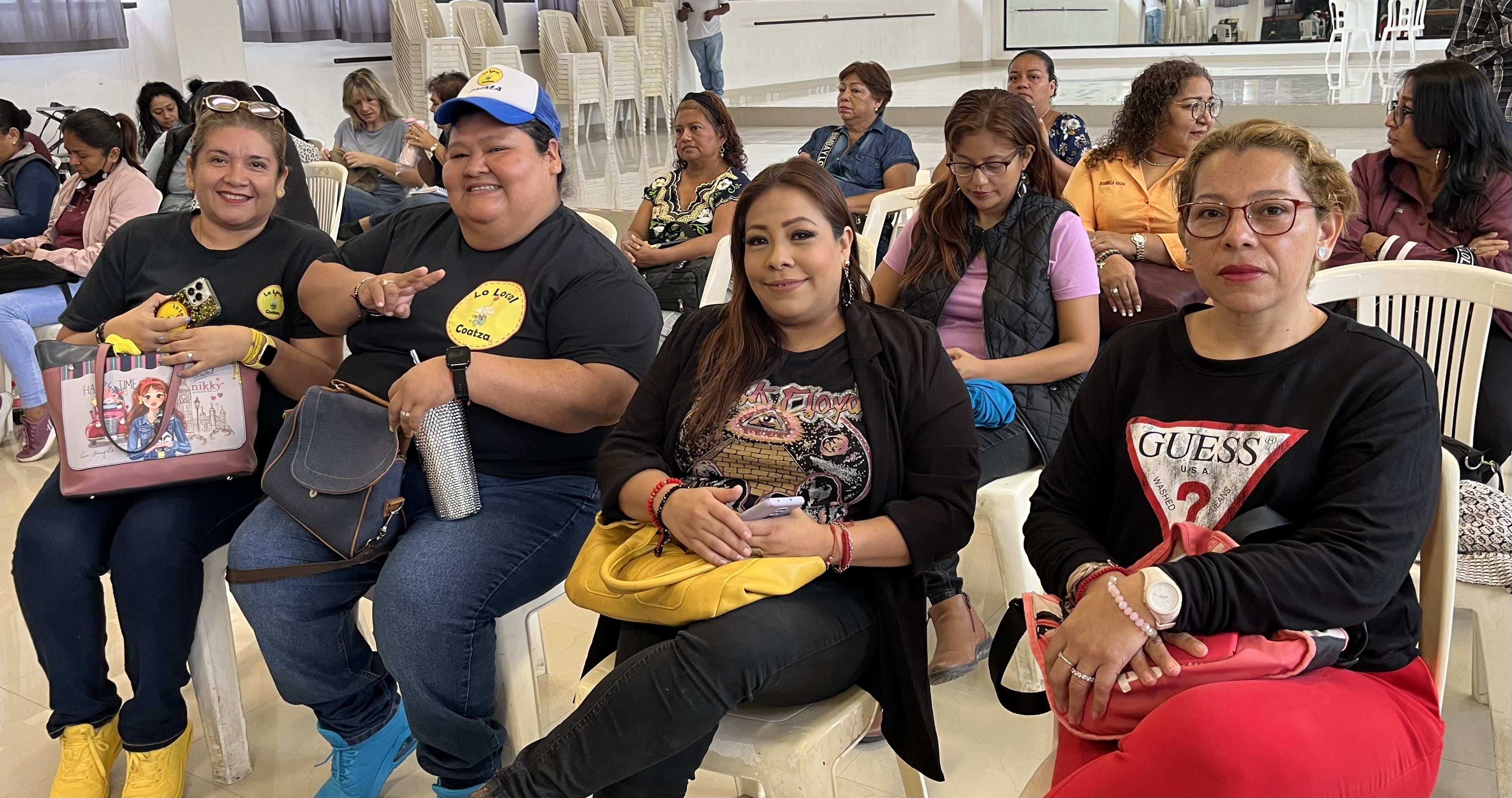 Mujeres en Coatzacoalcos lideran los emprendimientos