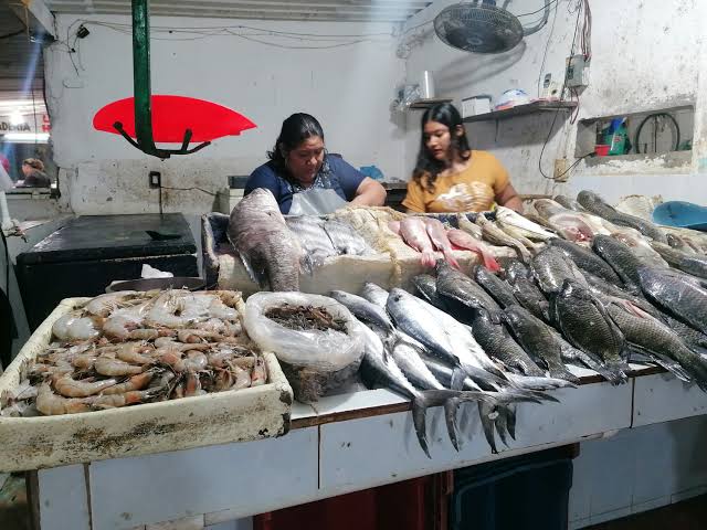 Mercado de mariscos esperan repuntes en sus ventas de fin de año
