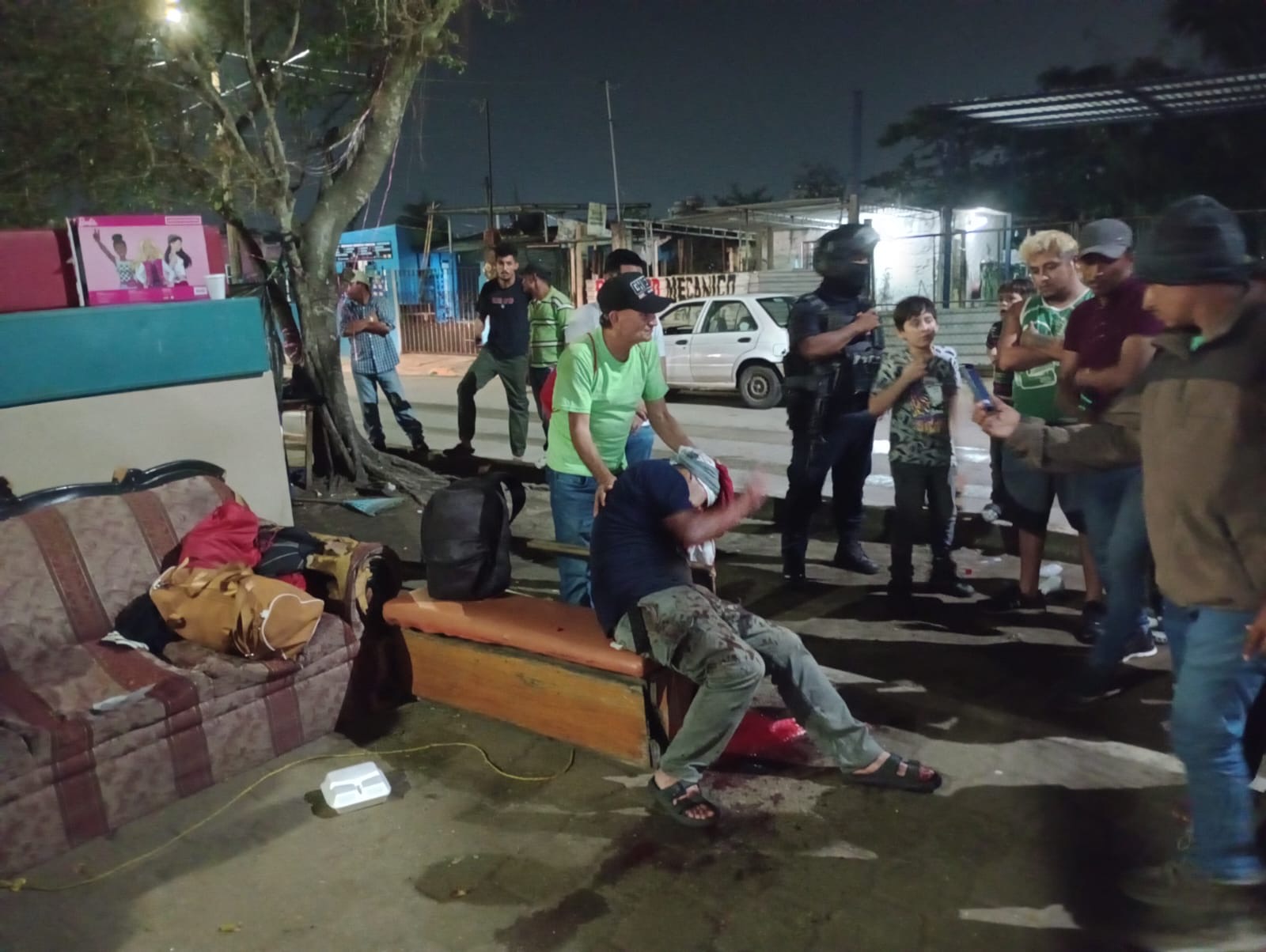 La MS13 les cobra a migrantes por subir al tren y por estar en las calles