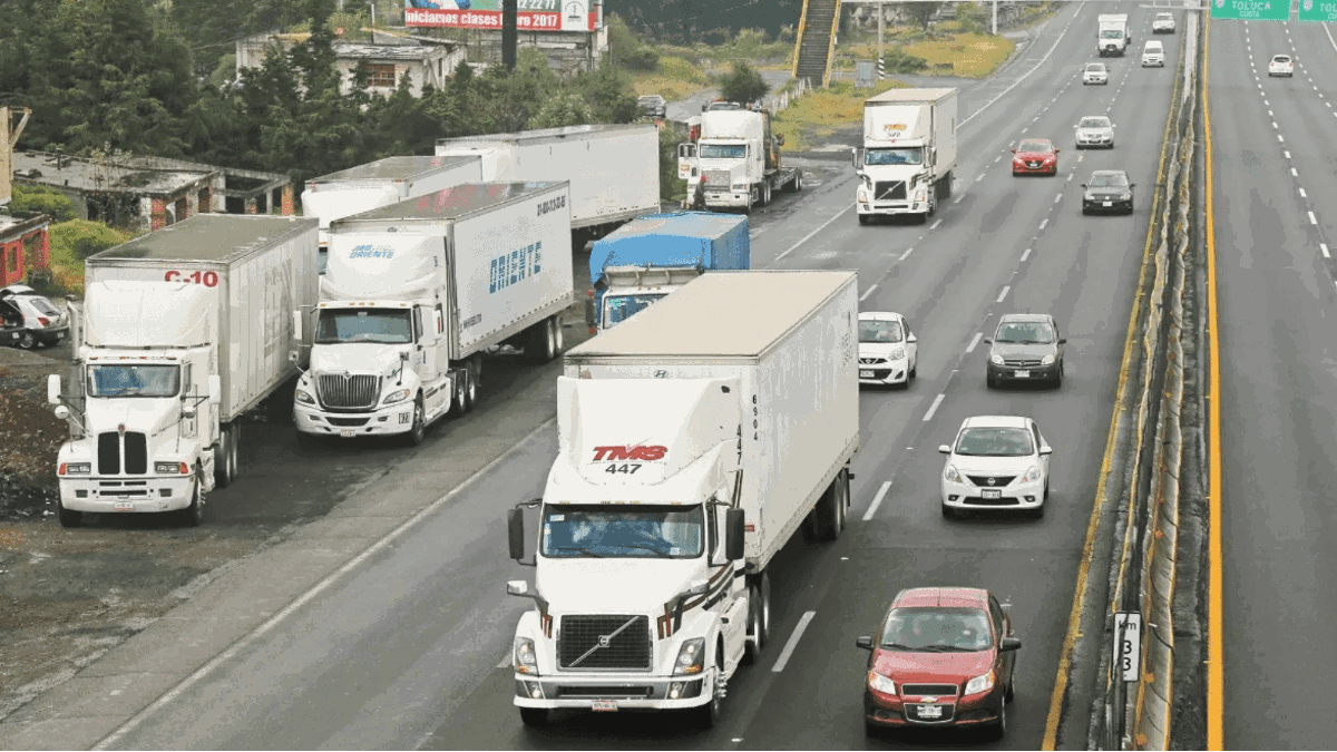 No habrá paro nacional en carreteras; Segob llega a acuerdo con transportistas
