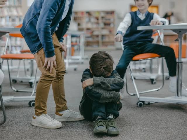 Discriminación y bullying en escuelas de Coatzacoalcos