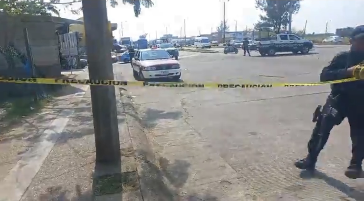 Corre la sangre en ciudad Olmeca: Ejecutan a taxista