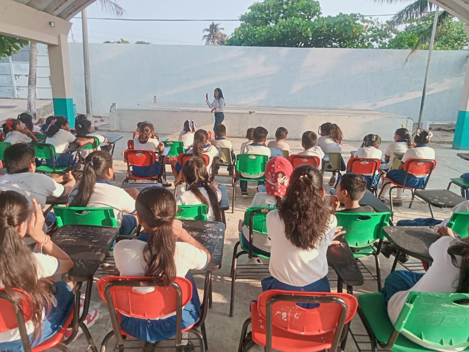 Promueven salud integral en escuelas de Coatzacoalcos