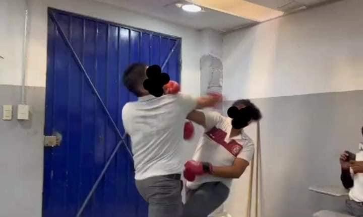 CBTIS 85 de Coatzacoalcos se convierte en ring de box