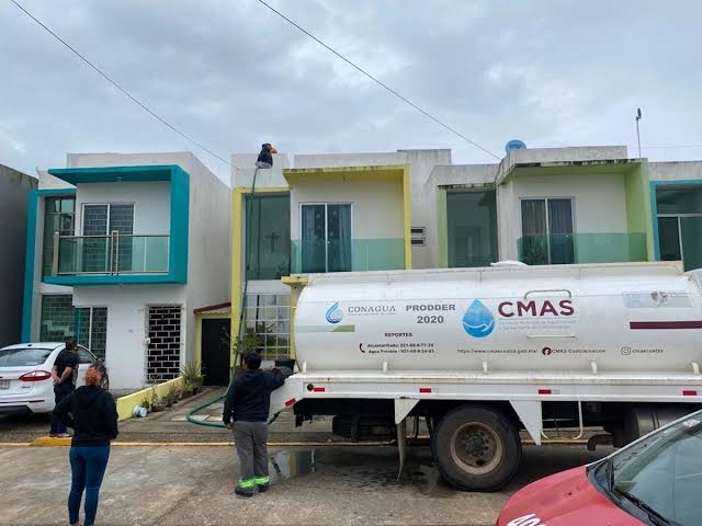 Estiaje se agrava… afecta a 12 colonias de Coatzacoalcos