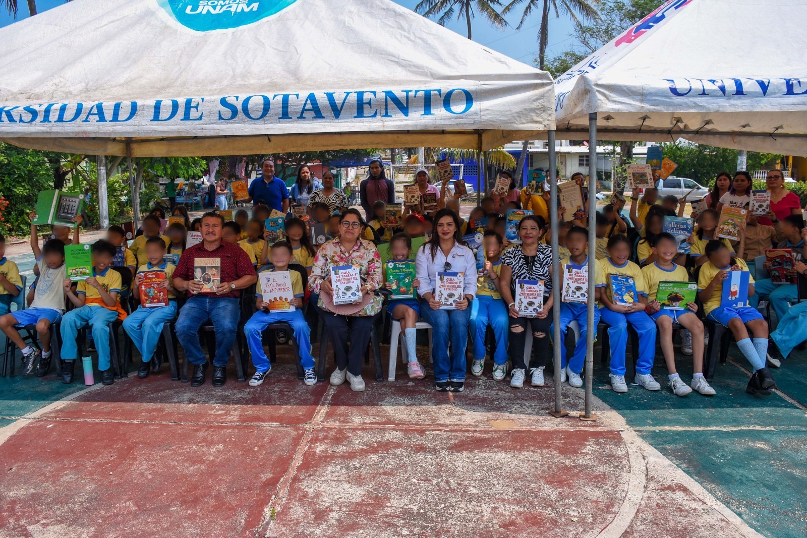 Promueven la lectura y fomentan valores en la biblioteca ‘Cornelius Versteeg Van Donselaar’