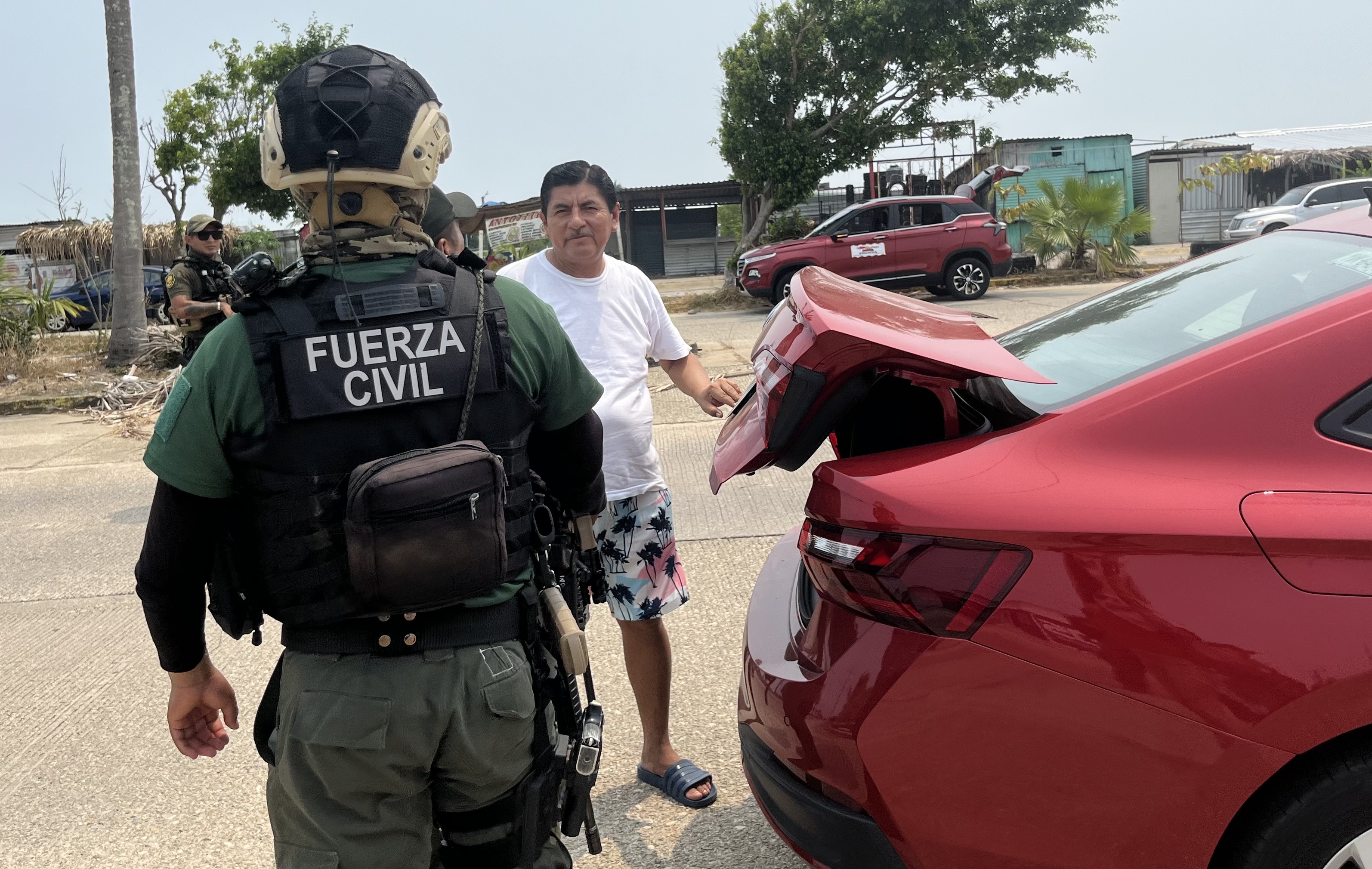 Realiza Fuerza Civil operativo en Ciudad Olmeca