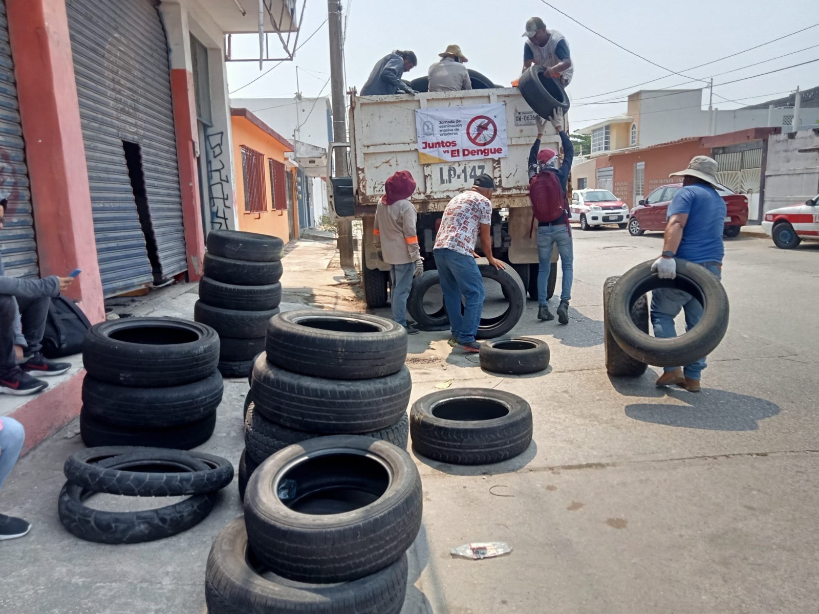 Recolectan 600 llantas en ‘Jornada de Descacharrización y Eliminación de Criaderos’