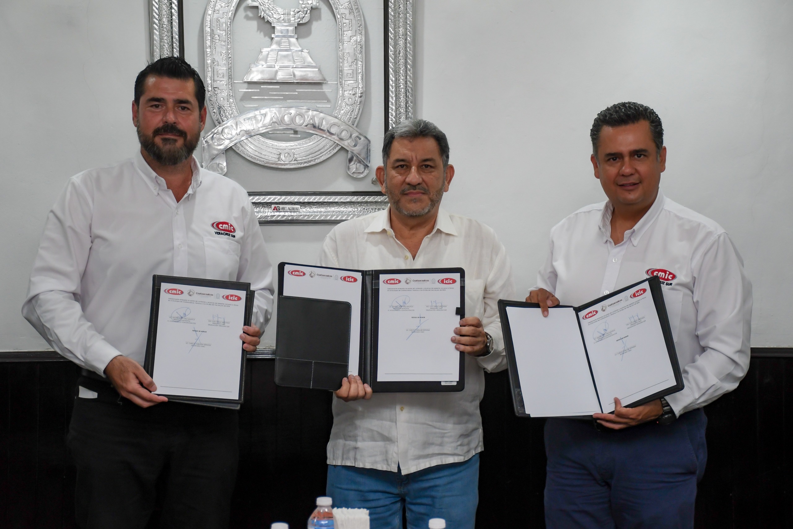 Buscan Ayuntamiento de Coatzacoalcos y la CMIC generar obras de calidad para la ciudad