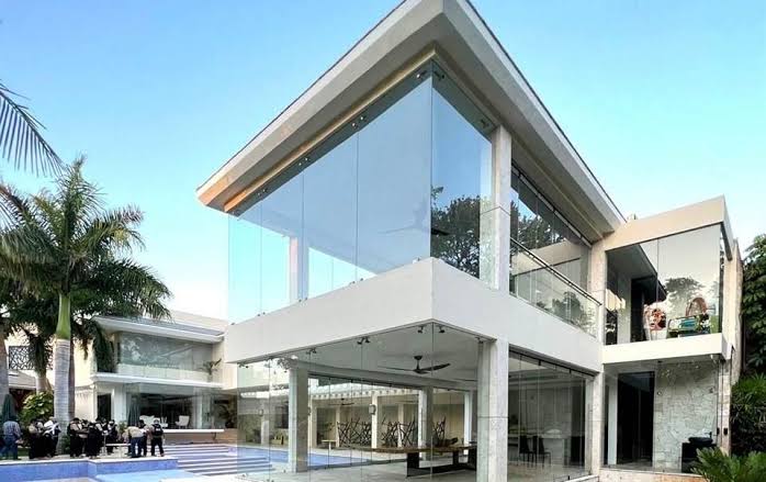 La lujosa casa de 300 mdp de ‘Alito’ Moreno, líder del PRI