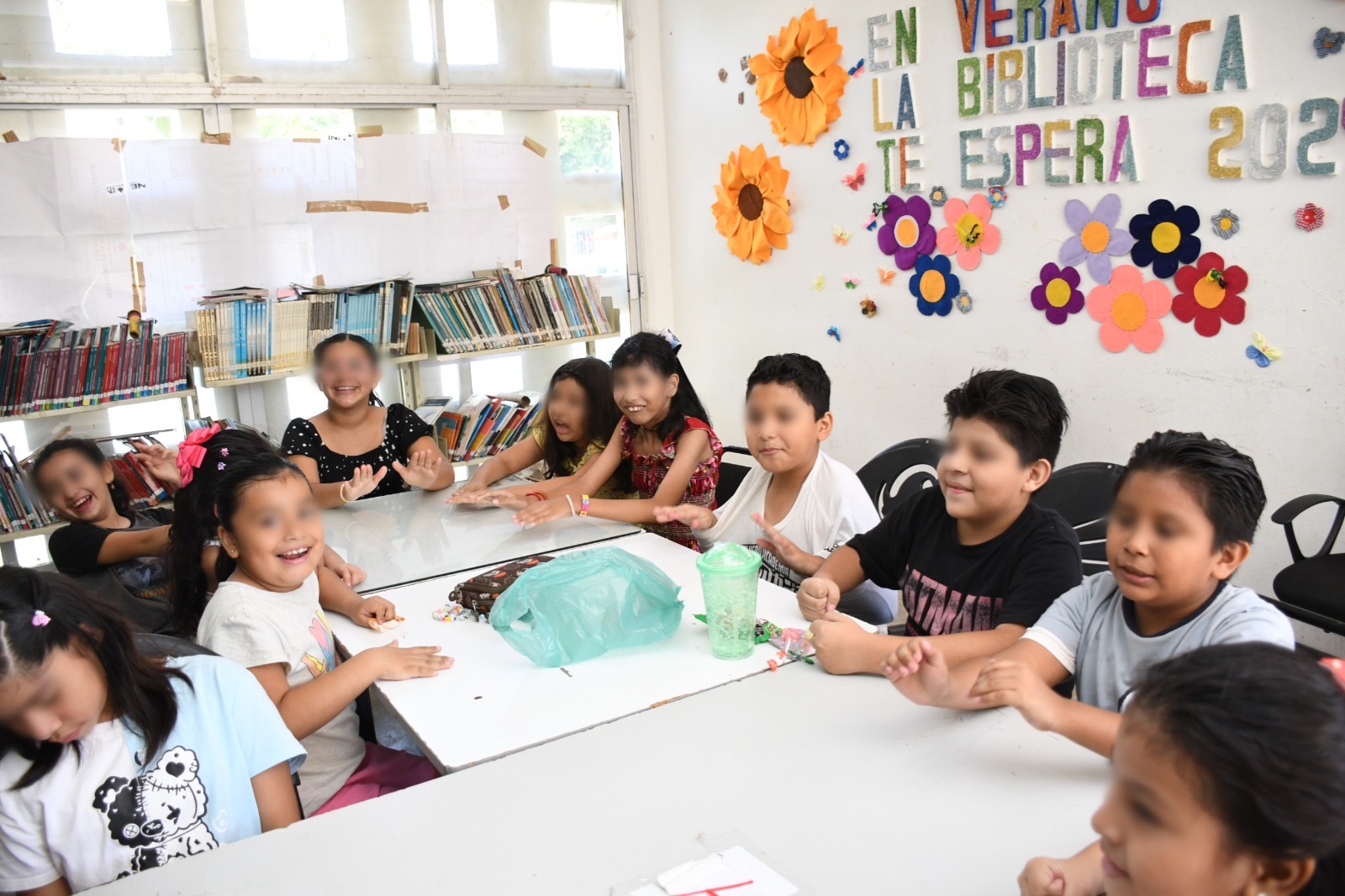 Concluyen talleres educativos en la Biblioteca Municipal Cornelius Versteeg Van Donselaar