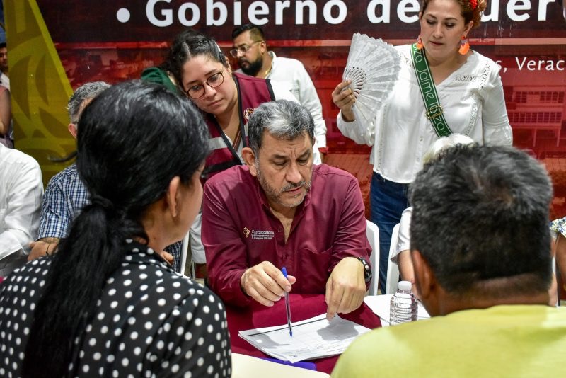 Atiende Ayuntamiento de Coatzacoalcos 63% de peticiones ciudadanas
