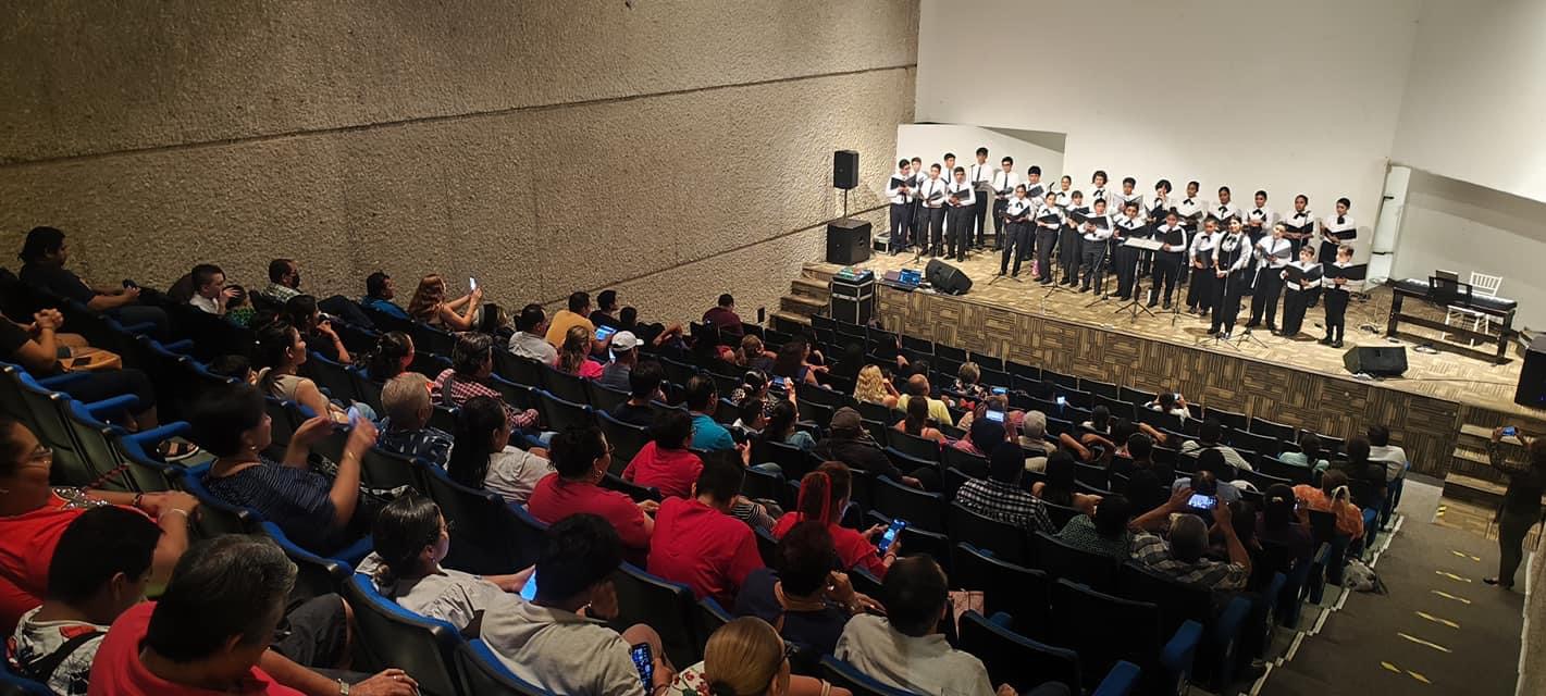 Orquesta sinfónica de Coatzacoalcos, brinda concierto para beneficiar a niña con cáncer