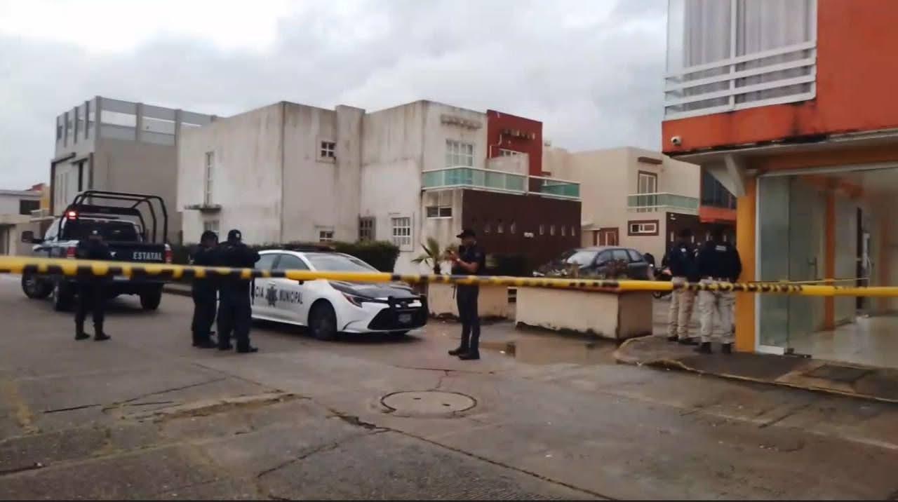 £j£cut@n a abogado en fraccionamiento Puerto Esmeralda de Coatzacoalcos