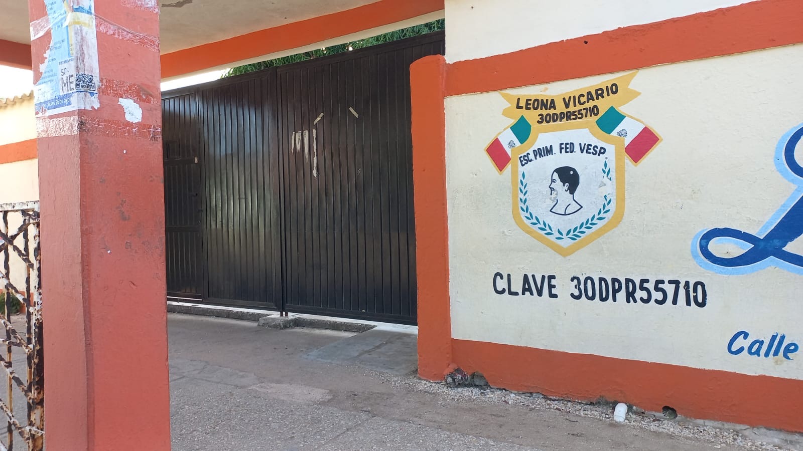 Acusan maltrato e irregularidades en la escuela Leona Vicario