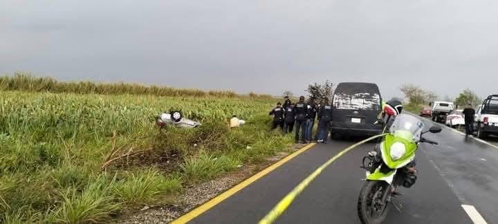 Accidente m0rt@l en la carretera Minatitlán-Coatzacoalcos; mu€r€ petrolero