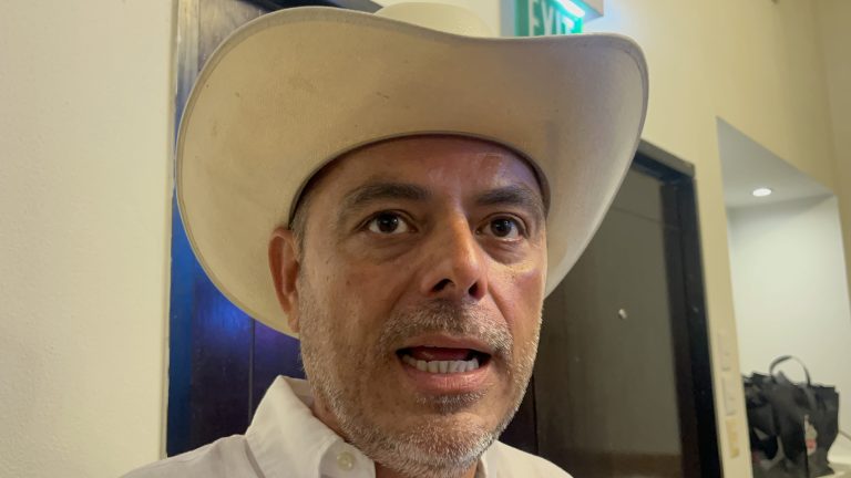 Se preparan ganaderos de Coatzacoalcos para enfrentar la sequía y evitar mortandad de reses