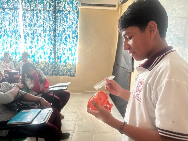 Fomentan hábitos saludables en escuelas de Coatzacoalcos