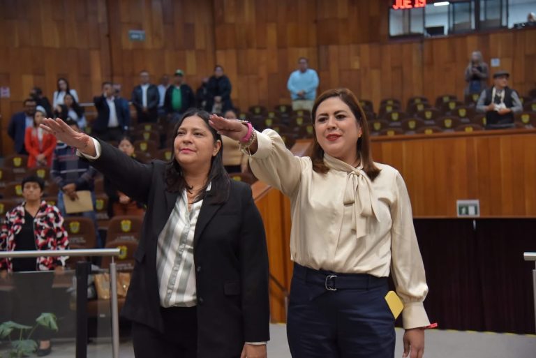 Se integran Nayeli Mejía y Nallely Mendoza a los trabajos del Congreso