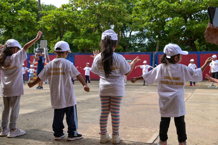 Participan más de 50 niños en el curso de verano ‘Protección Civil y Bomberos’