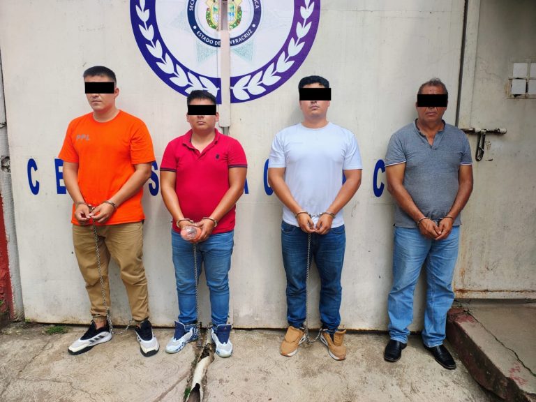 Caen 4 presuntos secuestradores de Acayucan
