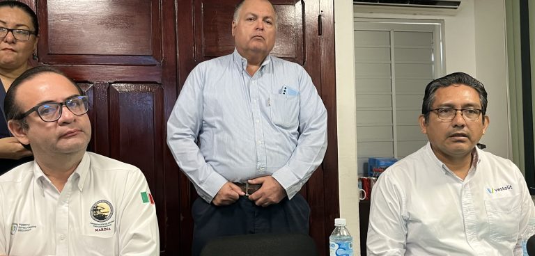 Alistan simulacro de fuga de cloro en un carro tanque al interior del recinto portuario de Coatzacoalcos