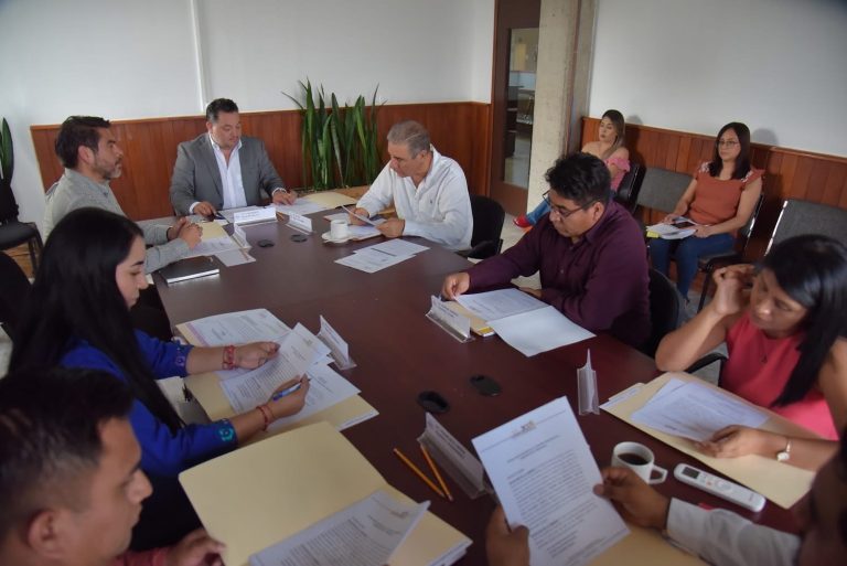 Analizan diputados información financiera del Congreso