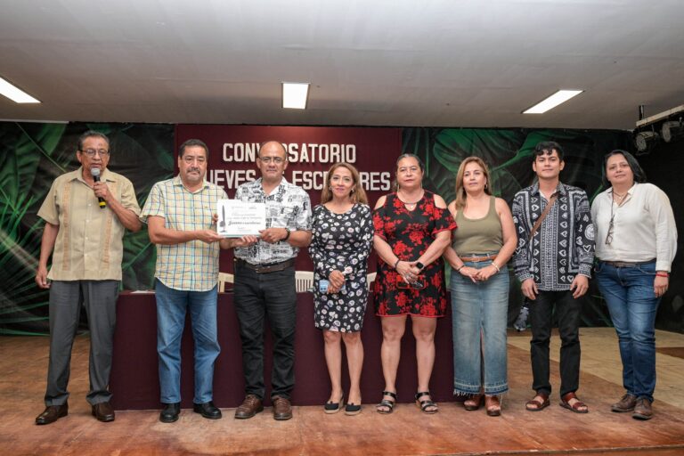 ‘Jueves de Escritores’ difunde el talento veracruzano en la Casa de Cultura