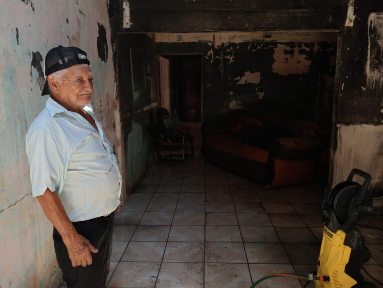 Don Marvil lo perdió todo; pide ayuda de la ciudadanía