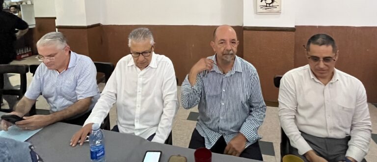 Crisis sin precedentes en la UV: denuncian reelección ‘espuria’ del rector y un clima de represión