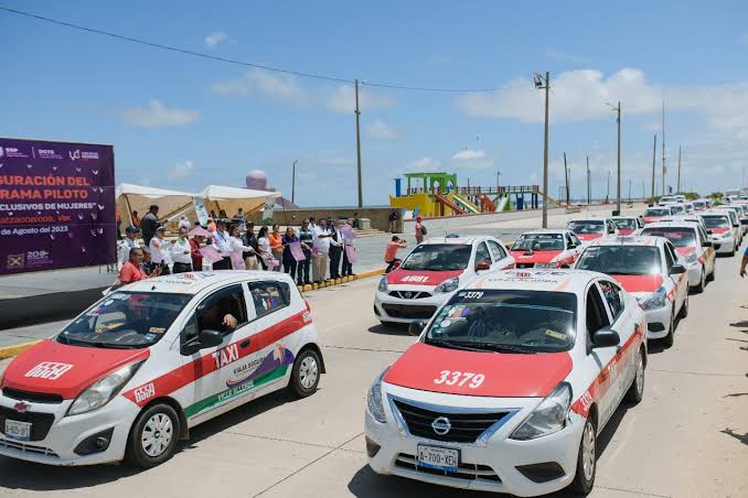 Gobierno de Veracruz continúa con la revisión de tarifas de taxis ante costos de operación