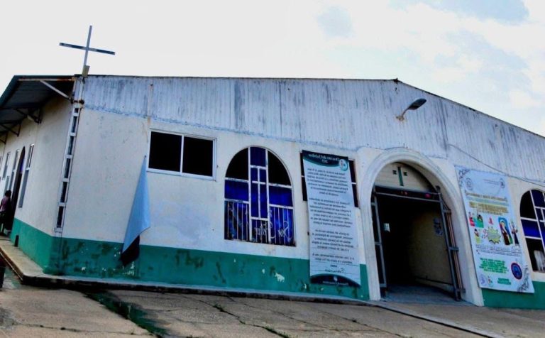 Feligreses sufren atraco en parroquia de Coatzacoalcos